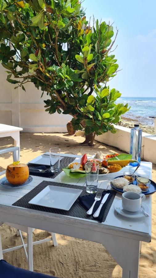 Saltasia Boutique Beach Villa Mirissa Exterior photo