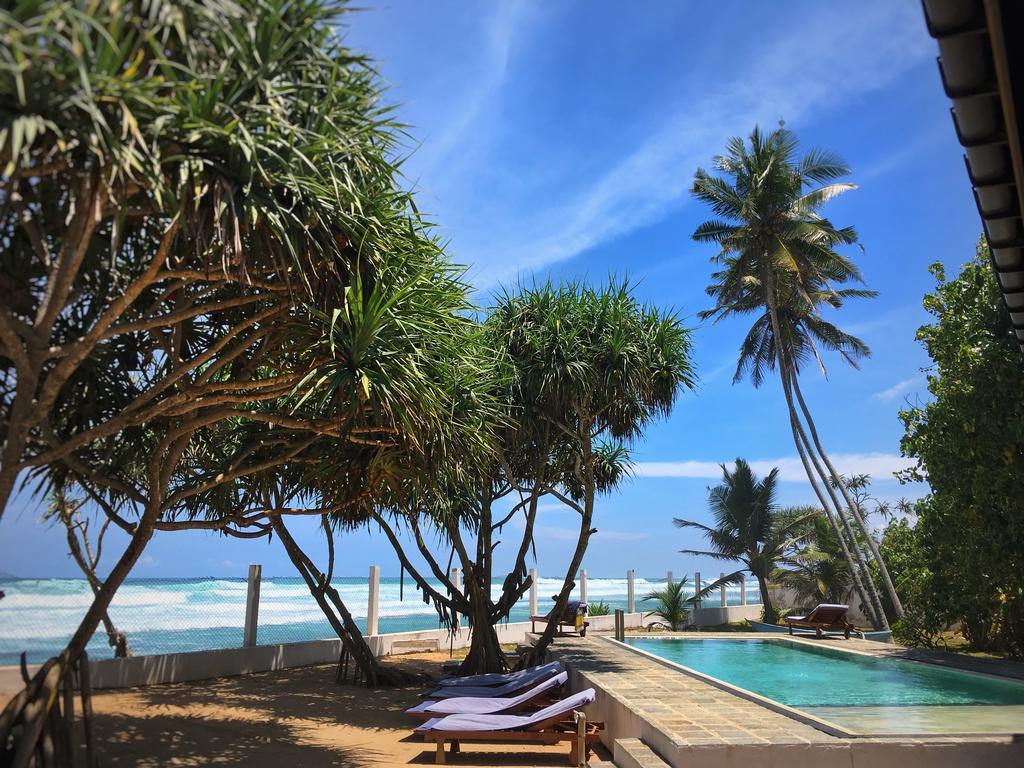 Saltasia Boutique Beach Villa Mirissa Exterior photo