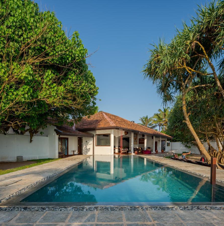 Saltasia Boutique Beach Villa Mirissa Exterior photo